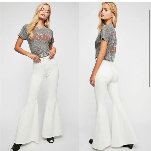 Free People We The Free White Bell Bottom Flare Jean - Picture 1 of 7